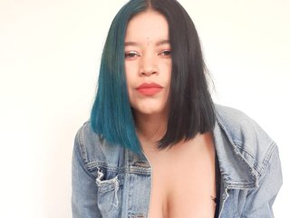 I'm A Sex Webcam Graceful Woman And 21 Is My Age