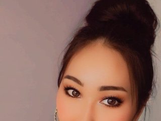 A Sex Cam Charming Honey Is What I Am, My BongaCams Model Name Is EmelyScott And I Am A Brunette