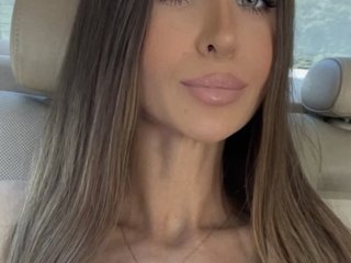 A Live Chat Provocative Sweet Thing Is What I Am! Your Heart Is Where I Come From! My Age Is 25 Yrs Old