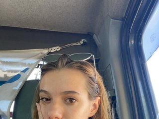 I'm A Live Chat Horny Gal And My Age Is 18 Years Old