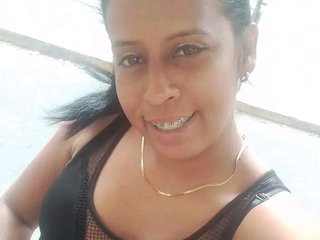 I'm A Live Webcam Delightful Female And I Am A Brunette