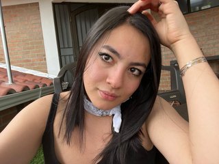 I'm 21 Yrs Old! I'm A Cam Irresistible Chick