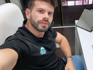My BongaCams Model Name Is Reyxxx5 And My Age Is 30 Years Old