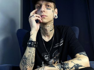 I'm 18 And My Model Name Is WayneWisely
