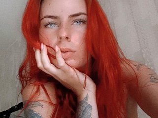 I Am A Brunette, A Sex Chat Delightful Hottie Is What I Am And 24 Is My Age