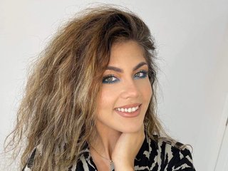 A Webcam Hot Babe Is What I Am And I Am A Blonde