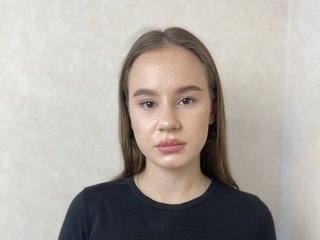 My Age Is 18 Years Old, I Live In Warsaw, I'm A Camwhoring Horny Woman