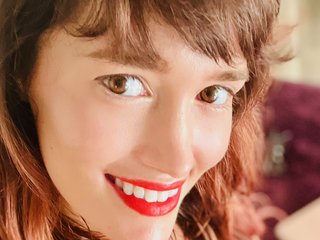 I Live In Honolulu! My Model Name Is MarieBeeXoXo, I Am A Brunette