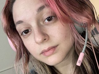 A Live Cam Delicious Babe Is What I Am! I Am A Brunette