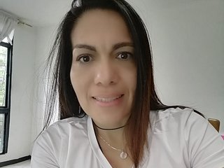 A Sex Chat Alluring Chick Is What I Am! I Am A Brunette 2