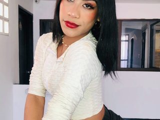 I Am A Brunette, I'm A Live Chat Graceful Transsexual And My Name Is Jhoannarousts