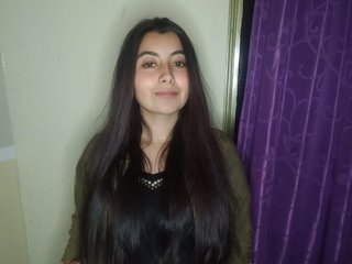 I'm A Live Chat Lovable Woman! People Call Me Caami-g! My Age Is 19 Years Old