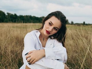 I'm A Sex Cam Stunning Woman! People Call Me KaraSmith