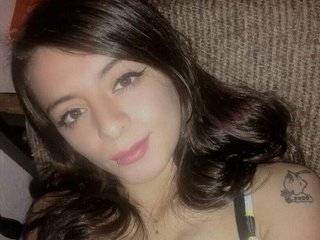 I'm A Sex Chat Desirable Girl! My Age Is 18 Years Old