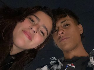 We Are 19 Years Of Age, We Are Brunette And Our BongaCams Name Is Carolin-olivr