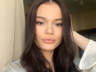I Am A Brunette! A Sex Webcam Eye-catching Chick Is What I Am! I Am Named FloraHanson