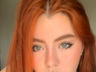 I'm A Camwhoring Delightful Female, I Am A Redhead And I'm 18 Years Old