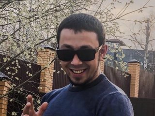 I Am Named Alladin-24a1 And I Am A Brunette