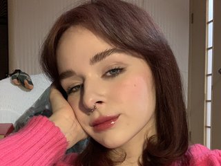 I'm A Camming Hot Lady And My Model Name Is Ogclimaxxx! I'm 19 Years Of Age