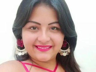 I'm 25 Years Old! A Live Chat Sensual Lady Is What I Am And I Am A Brunette