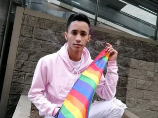 18 Is My Age And I Am Named Lukasboys18, I Am A Brunette