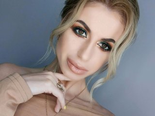 I'm A Live Cam Sensual Lady! I Am A Blonde! 26 Is My Age