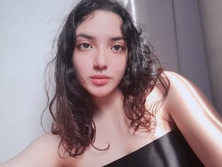 I'm A Sex Webcam Cute Woman And My BongaCams Model Name Is Zoe-luna