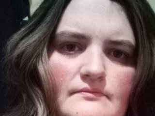 I Am A Brunette! A Camwhoring Stunning Bimbo Is What I Am, My BongaCams Model Name Is Vampirekisses