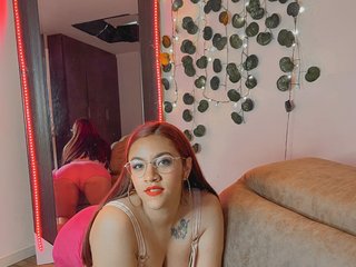 My Age Is 18 Years Old, My Name Is ZaraMillss