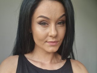 I'm 30 Years Old! I Am A Brunette! I'm A Live Webcam Stunning Hottie