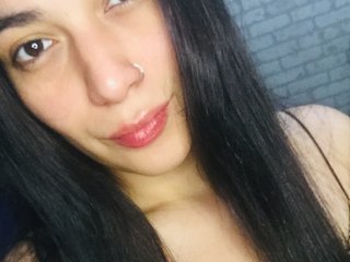 I Am A Brunette, I'm A Live Cam Desirable Lady