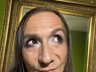 A Live Webcam Delicious Transvestite Is What I Am And I'm 37
