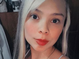 My Age Is 21 Years Old And I'm A Cam Lovely Lady! My BongaCams Name Is Caroline-tay