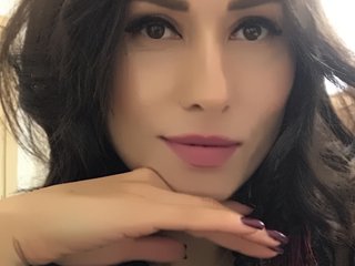I Am A Brunette, A Live Chat Seductive Chick Is What I Am, 35 Is My Age