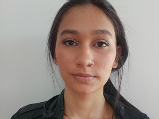 My Name Is Saralione And I'm A Cam Sexy Babe