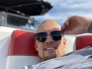 At BongaCams People Call Me Rafaelce! My Age Is 27 Yrs Old