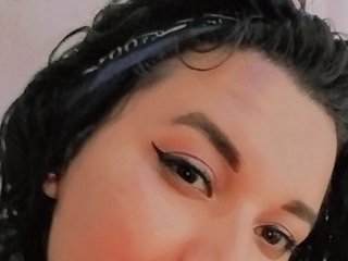 I Am A Brunette, My Age Is 25 Yrs Old And A Camming Lovely Bimbo Is What I Am