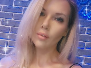 My Model Name Is Diamondf! I Am A Blonde