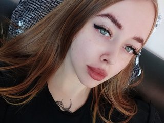 I Am A Blonde And I'm A Live Webcam Gorgeous Girl