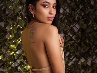 I Am A Brunette And My Age Is 25 Years Old And A Live Chat Appealing Honey Is What I Am
