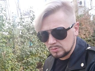 I'm 37 Yrs Old And I Am A Blonde