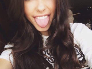 A Live Webcam Attractive Bimbo Is What I Am! My BongaCams Model Name Is RubyLaPeach! I Am A Brunette