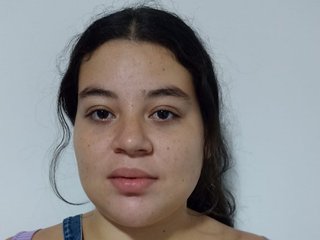 My Name Is Adelethompson! 21 Is My Age