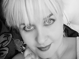 I'm 34 Years Old And I Am A Blonde! A Cam Alluring Sweet Thing Is What I Am
