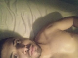 My BongaCams Model Name Is Sexyandres204 And My Age Is 31 Years Old