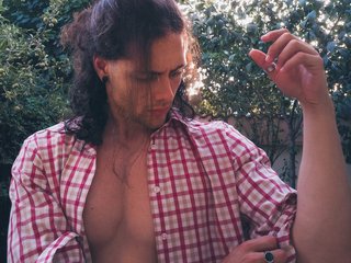 I'm 21 Years Old, Olimpus Is Where I Live, My BongaCams Name Is TheodorGreen
