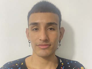 I Am A Brunette And My BongaCams Model Name Is MikeStiven1