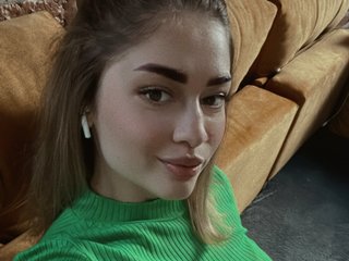 A Live Webcam Luscious Girl Is What I Am! I Am A Brunette! My Age Is 18 Yrs Old