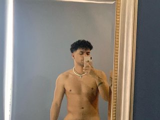 My Model Name Is Breakshaved