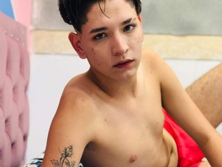 I Am Named Kinchia! I Am A Brunette, My Age Is 19 Years Old